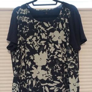 Banana Republic floral print T shirt
